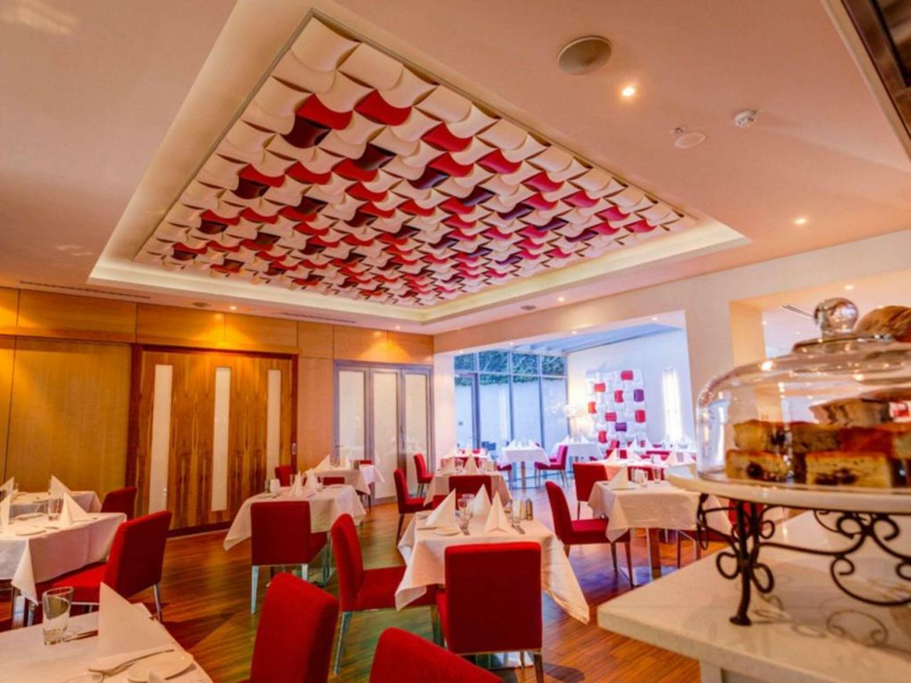 Mantra Charles Hotel