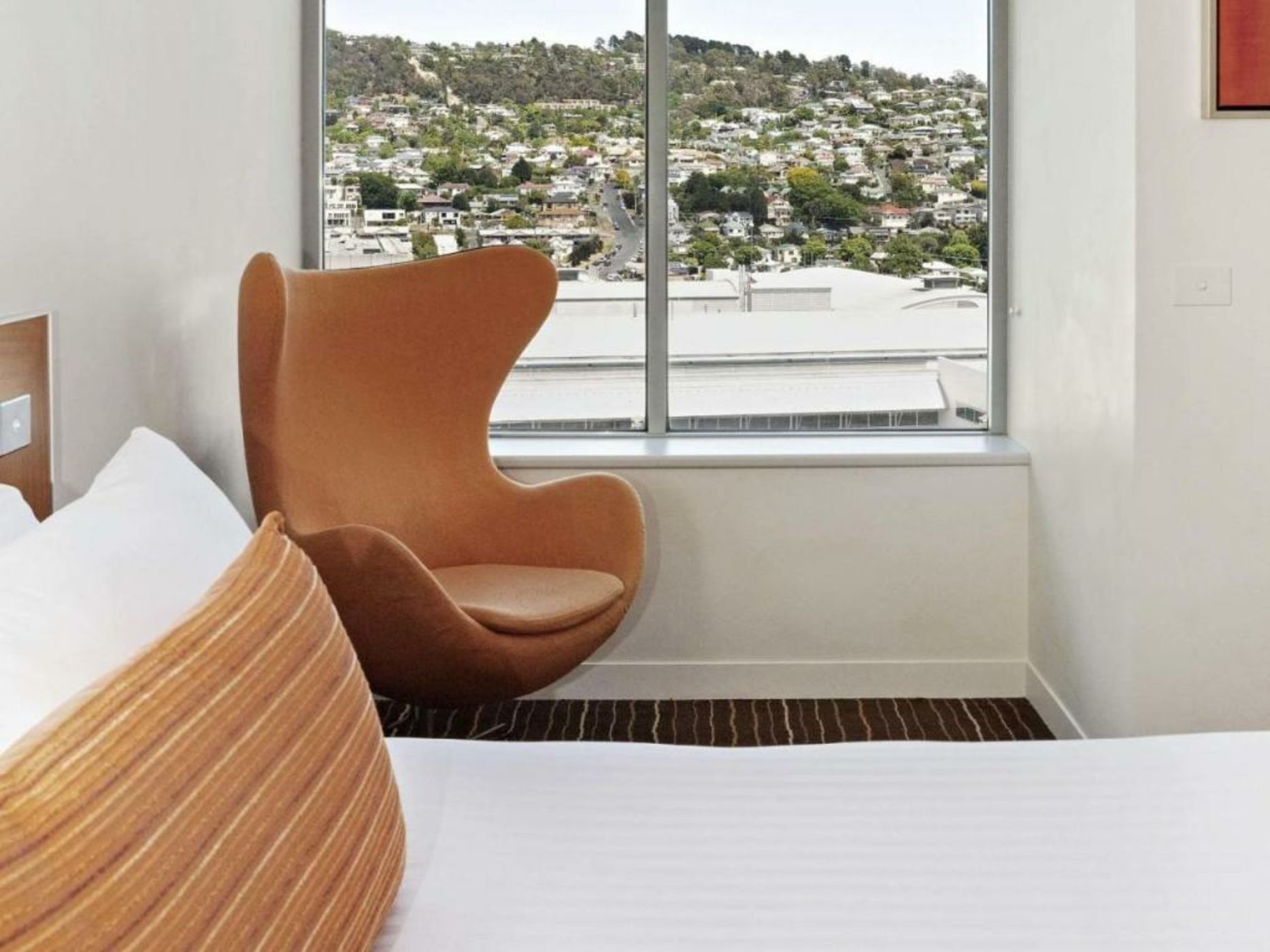 Mantra Charles Hotel