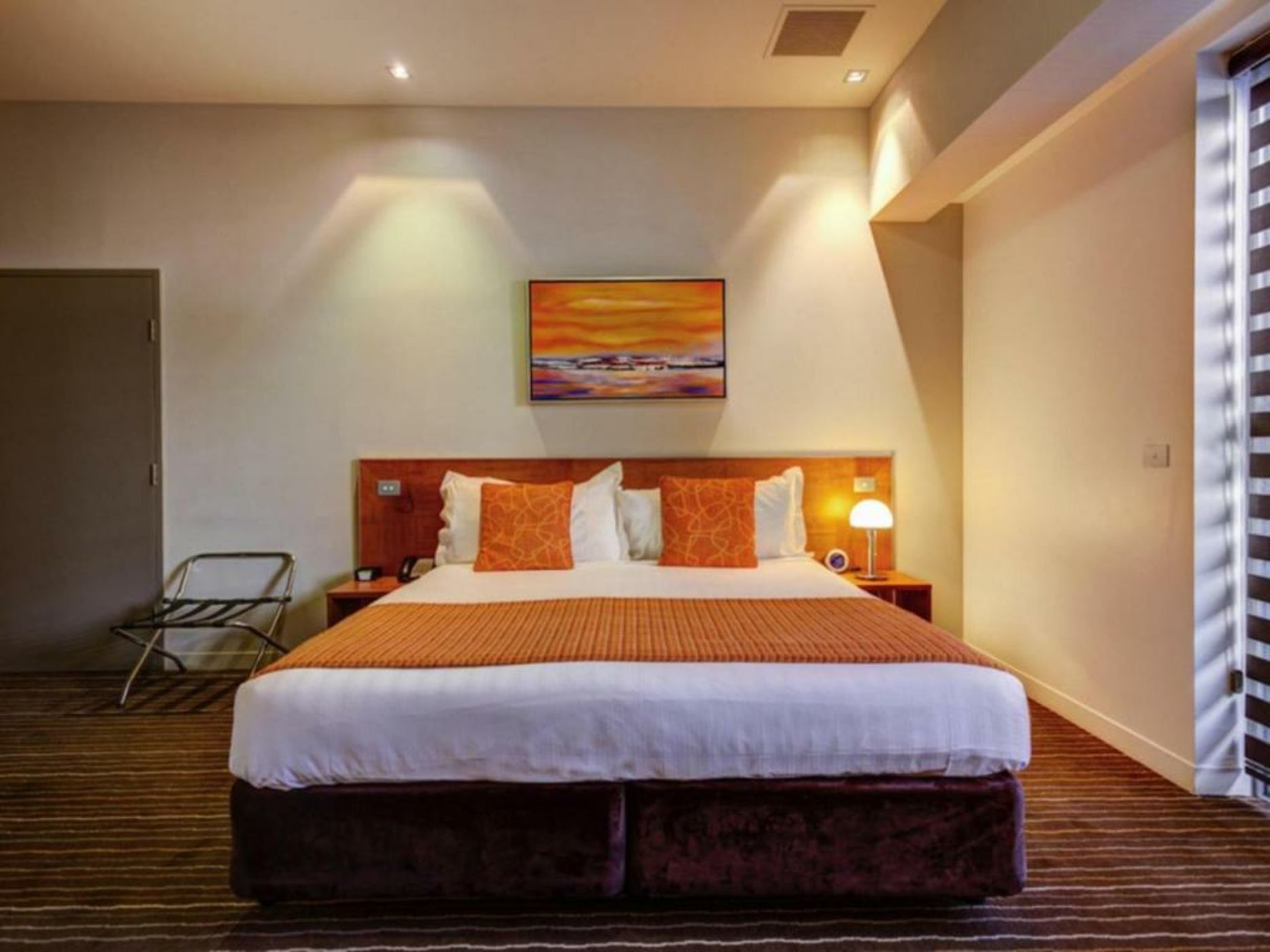 Mantra Charles Hotel