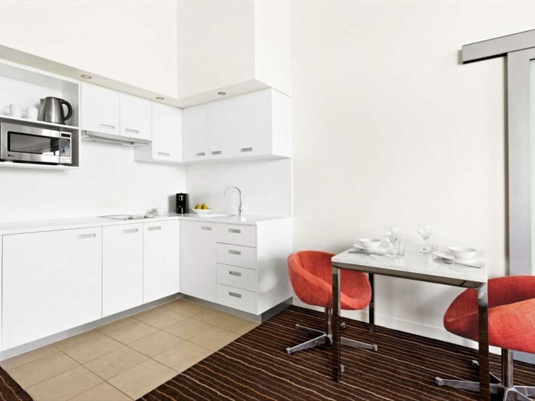 Mantra Charles Hotel