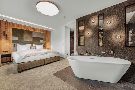 SKI - GOLF - WELLNESS Hotel Riml -Adults Only