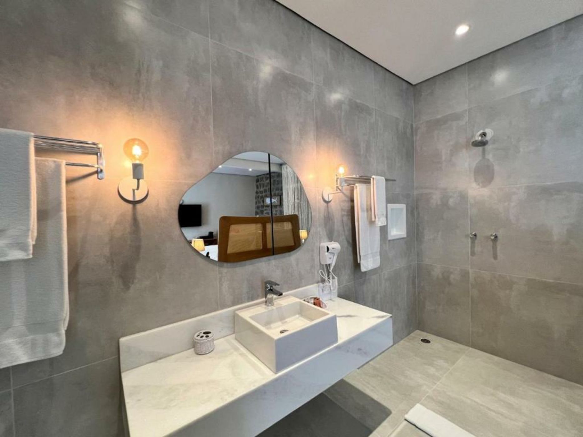 Barra do Piuva Porto Hotel