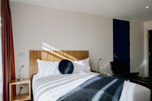 Salamanca Wharf Hotel