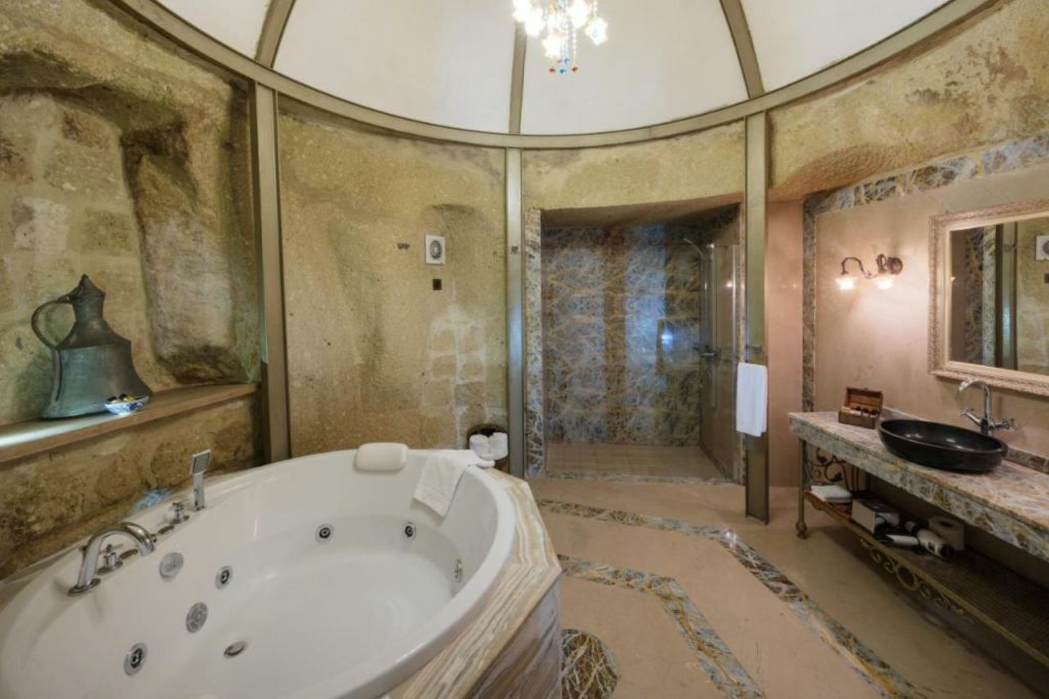 Tafoni Houses Cave Hotel