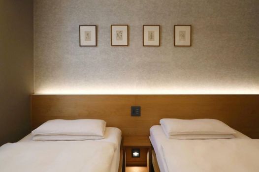 Neon Hotel - Luxury Sleep Retreat -