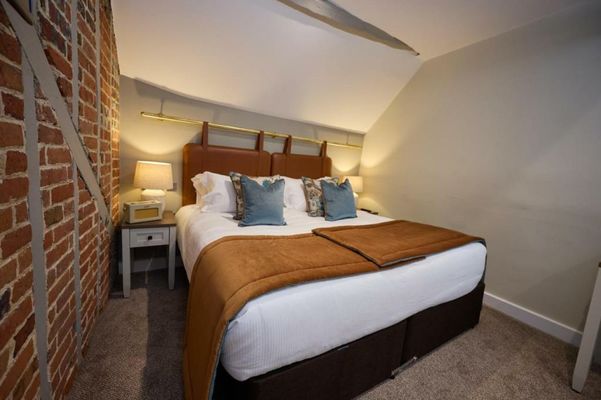 The White Hart, Ampthill, Bedfordshire - Acorn Pubs