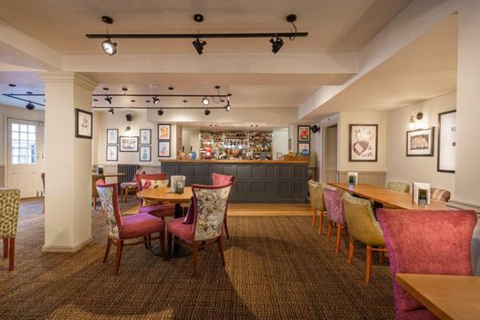 The White Horse Hotel, Romsey, Hampshire - The Coaching Inn Group