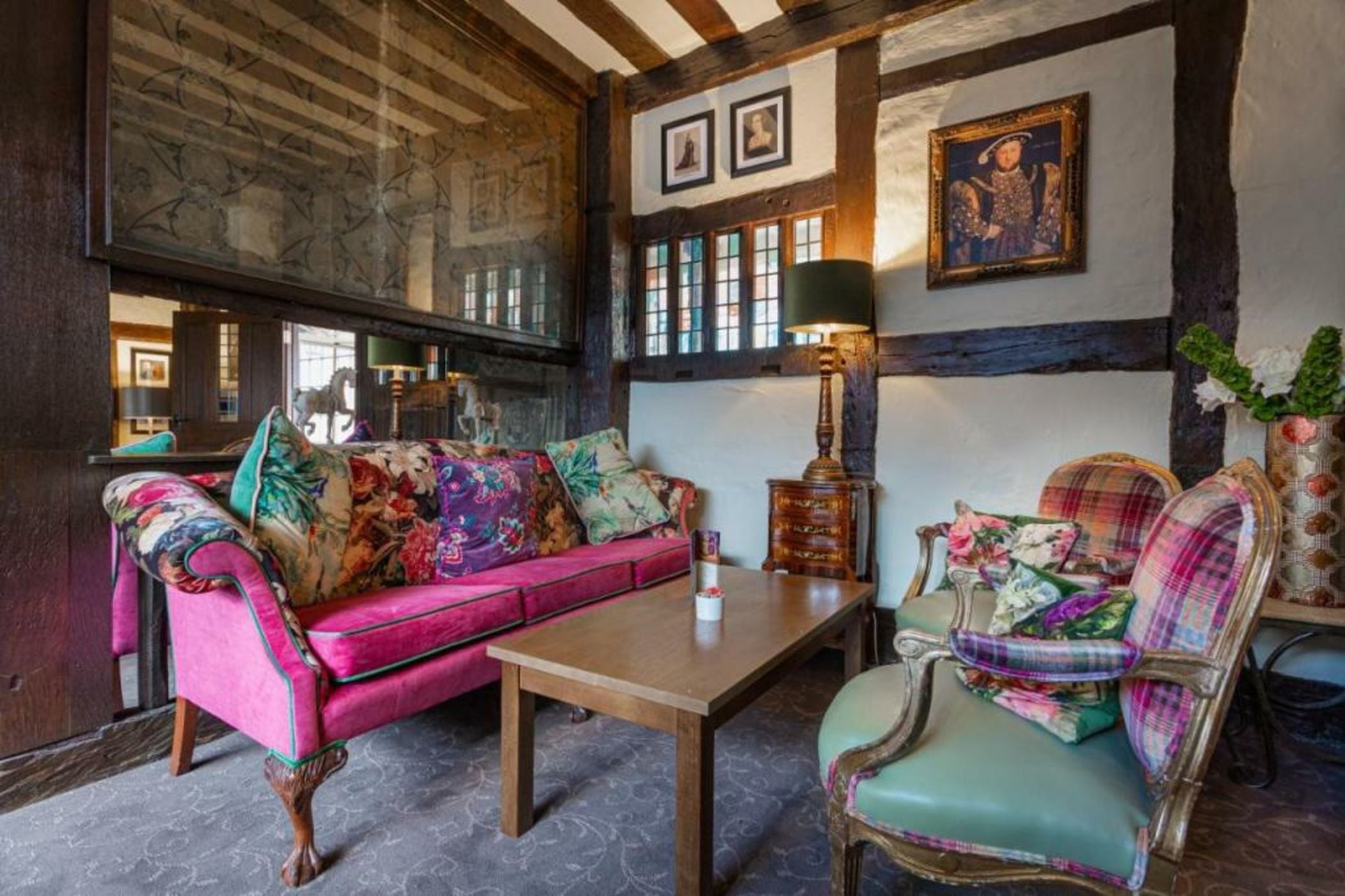 The White Horse Hotel, Romsey, Hampshire - The Coaching Inn Group