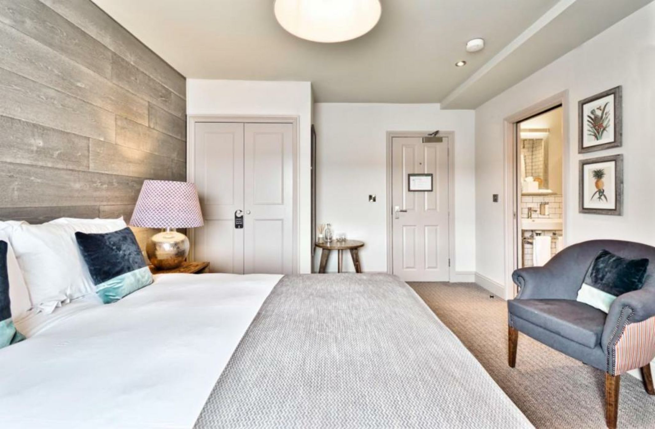 The Wellington Arms - Basingstoke-Reading