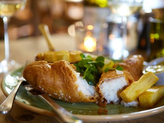 The Plough Inn & Cottages