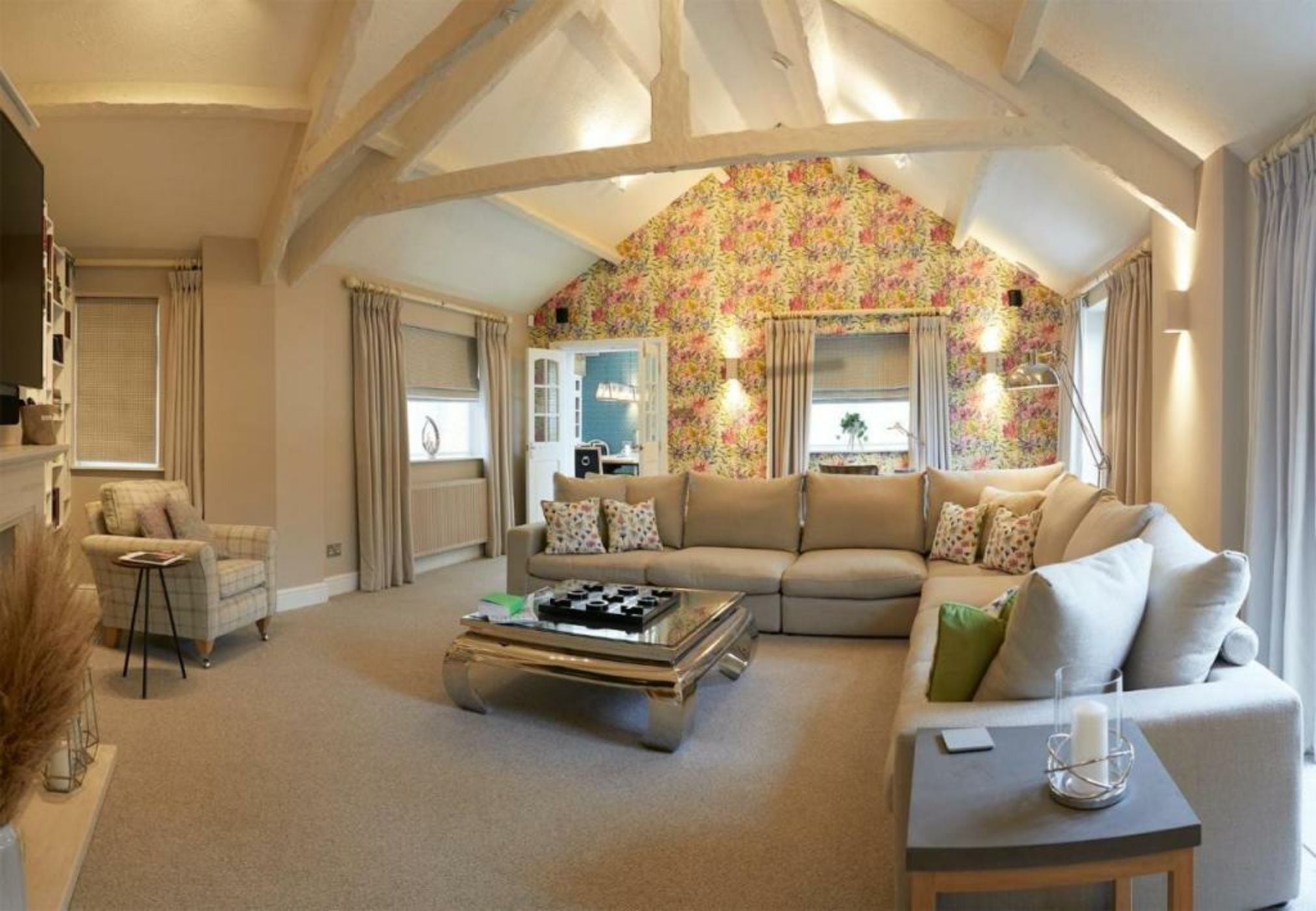 The Plough Inn & Cottages