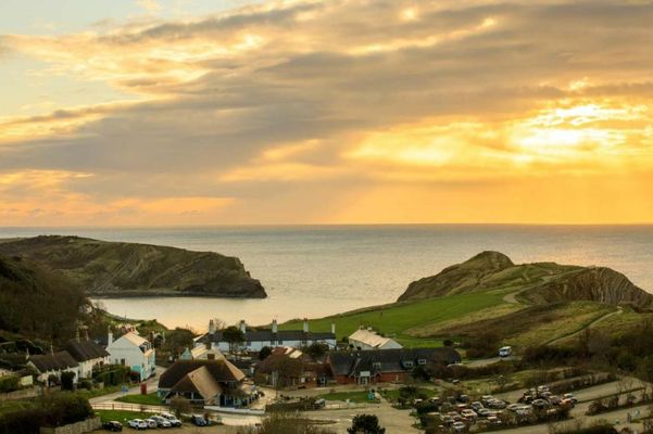 Lulworth Cove Inn