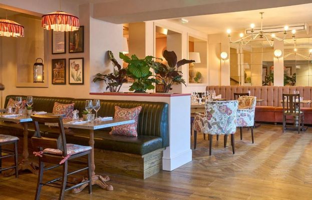 The White Horse - A Heartwood Inn