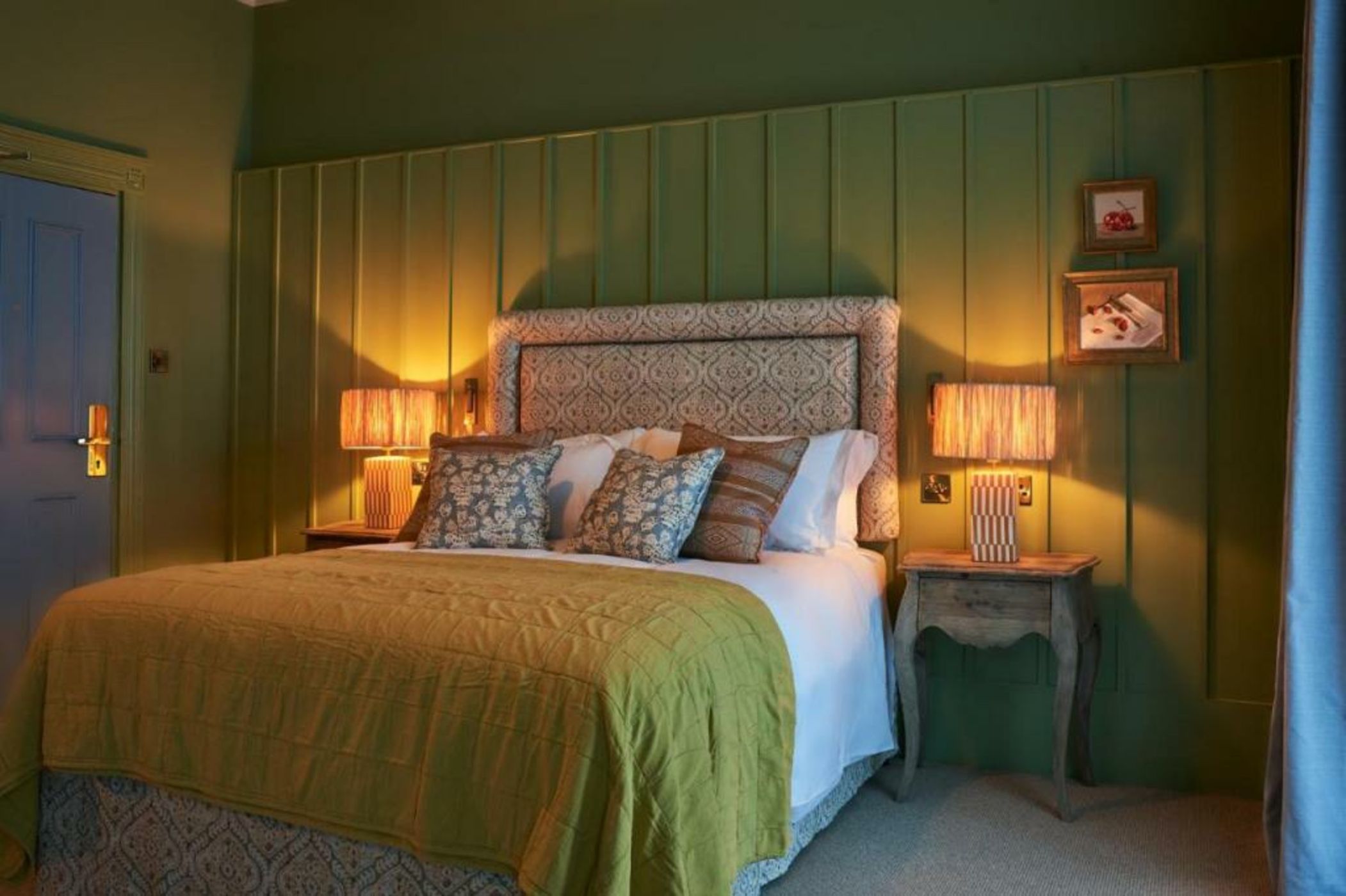 The White Horse - A Heartwood Inn