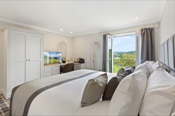The Ryebeck Hotel