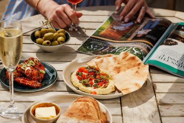 Bear and Ragged Staff