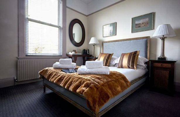 Dorian House Boutique B&B - Free Parking!