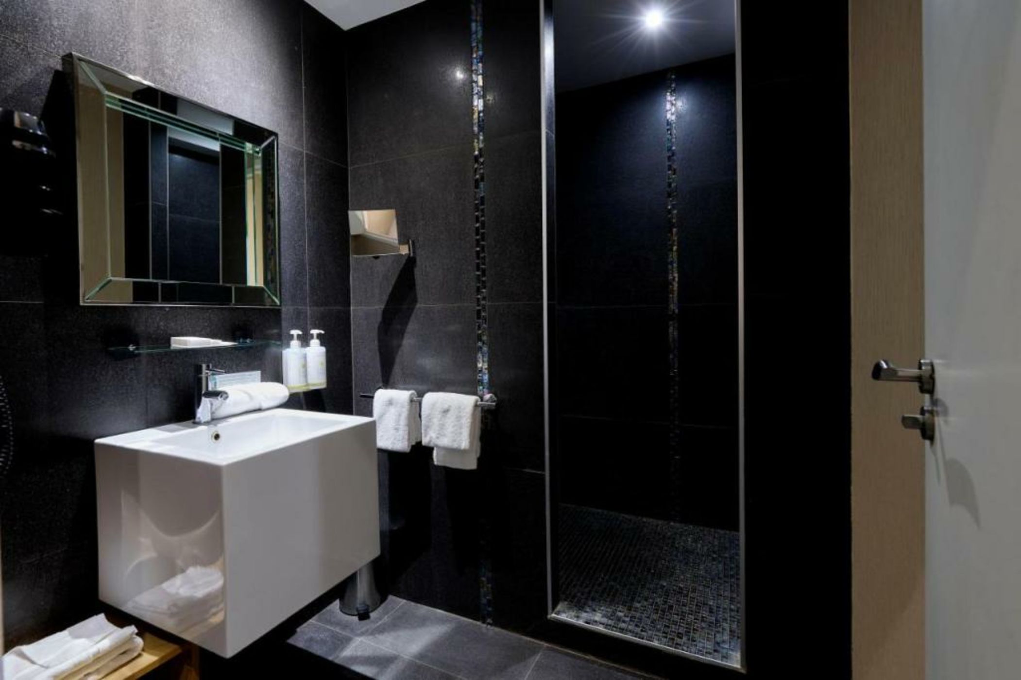 Maison Philippe Le Bon Hôtel, Restaurant & Bar le 19