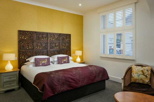 The Royal Adelaide Hotel