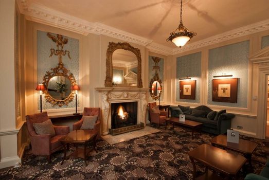 Sir Christopher Wren Hotel