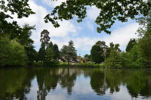 Worplesdon Place Hotel