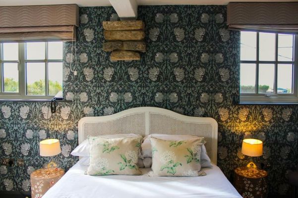 The Crescent Turner Hotel