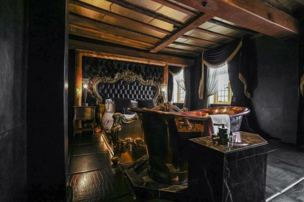 Crazy Bear Beaconsfield