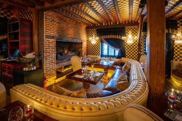 Crazy Bear Beaconsfield