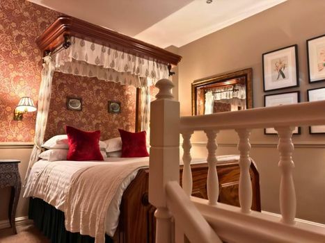 Holdsworth House Hotel