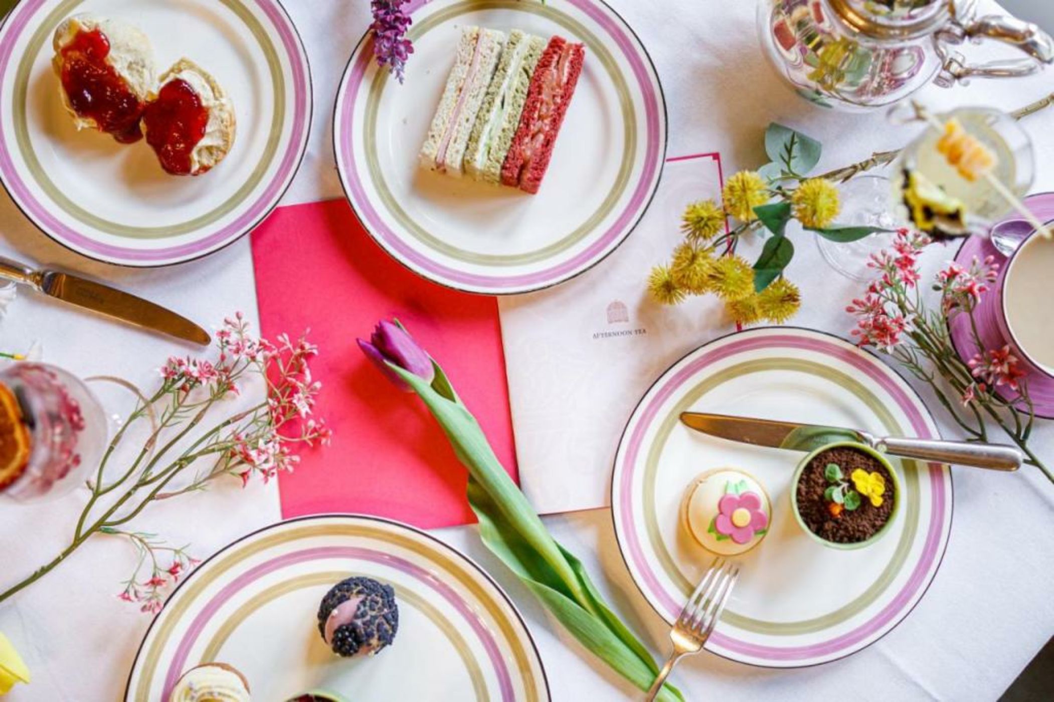 Great Fosters - Near Windsor