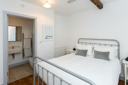 Lion & Pheasant Hotel