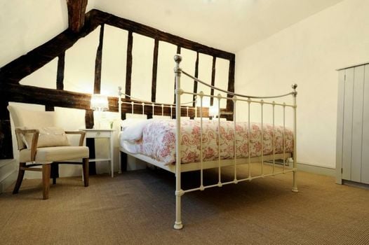 Lion & Pheasant Hotel