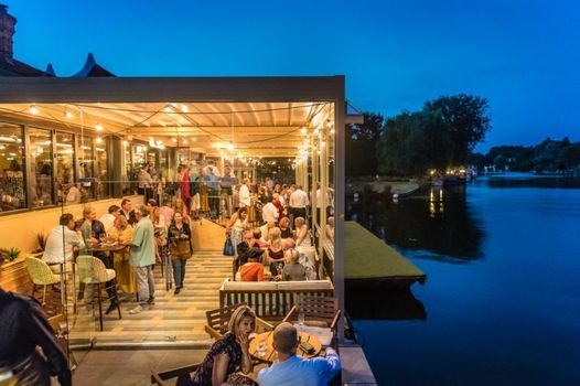 The Swan, Streatley, Berkshire