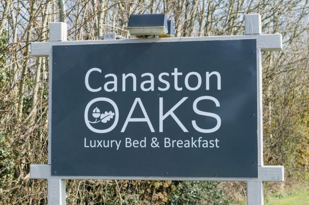 Canaston Oaks