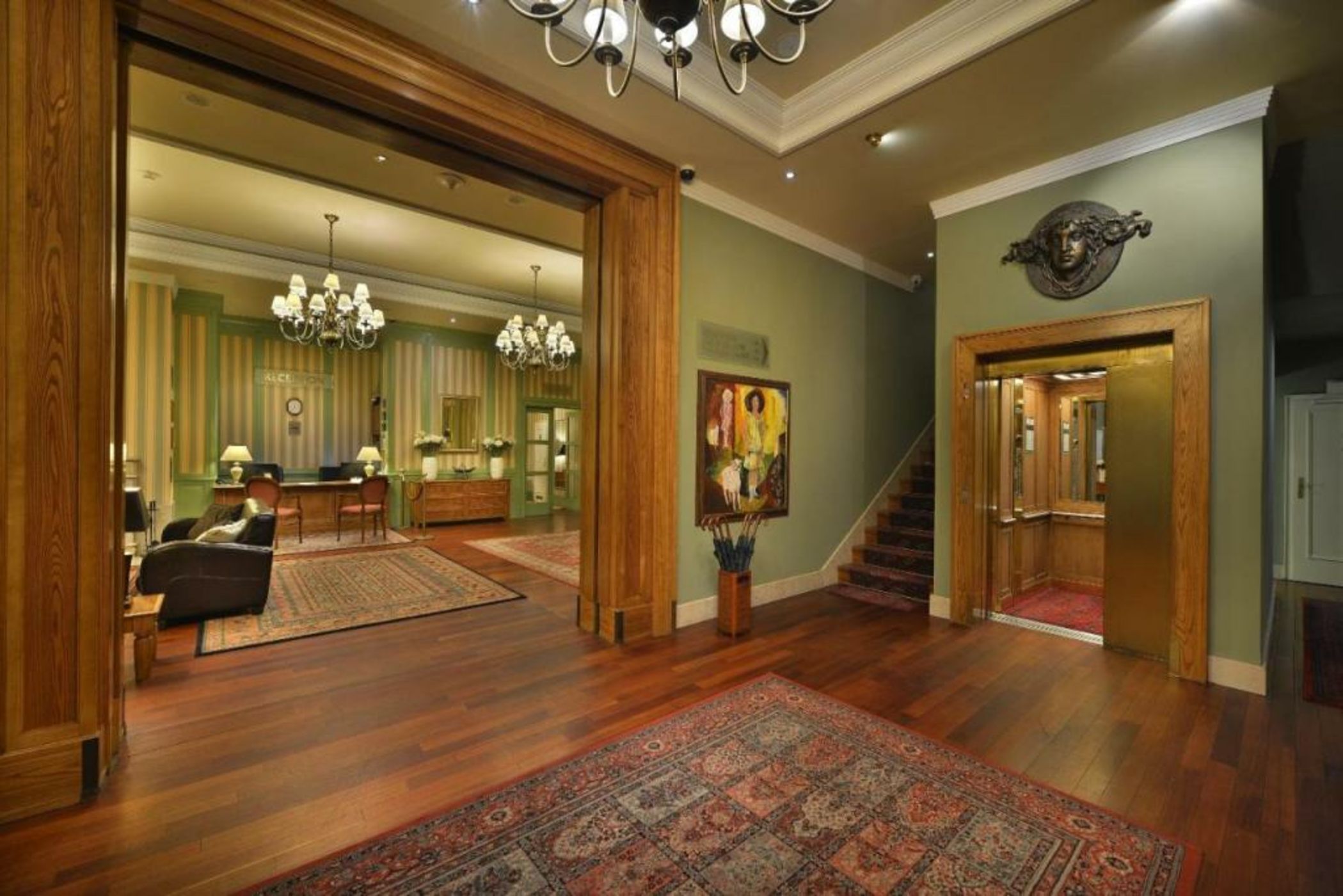 Marrol's Boutique Hotel