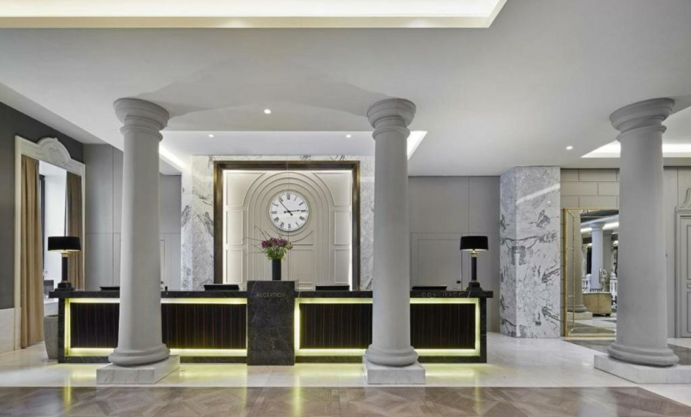 TITANIC Gendarmenmarkt Berlin