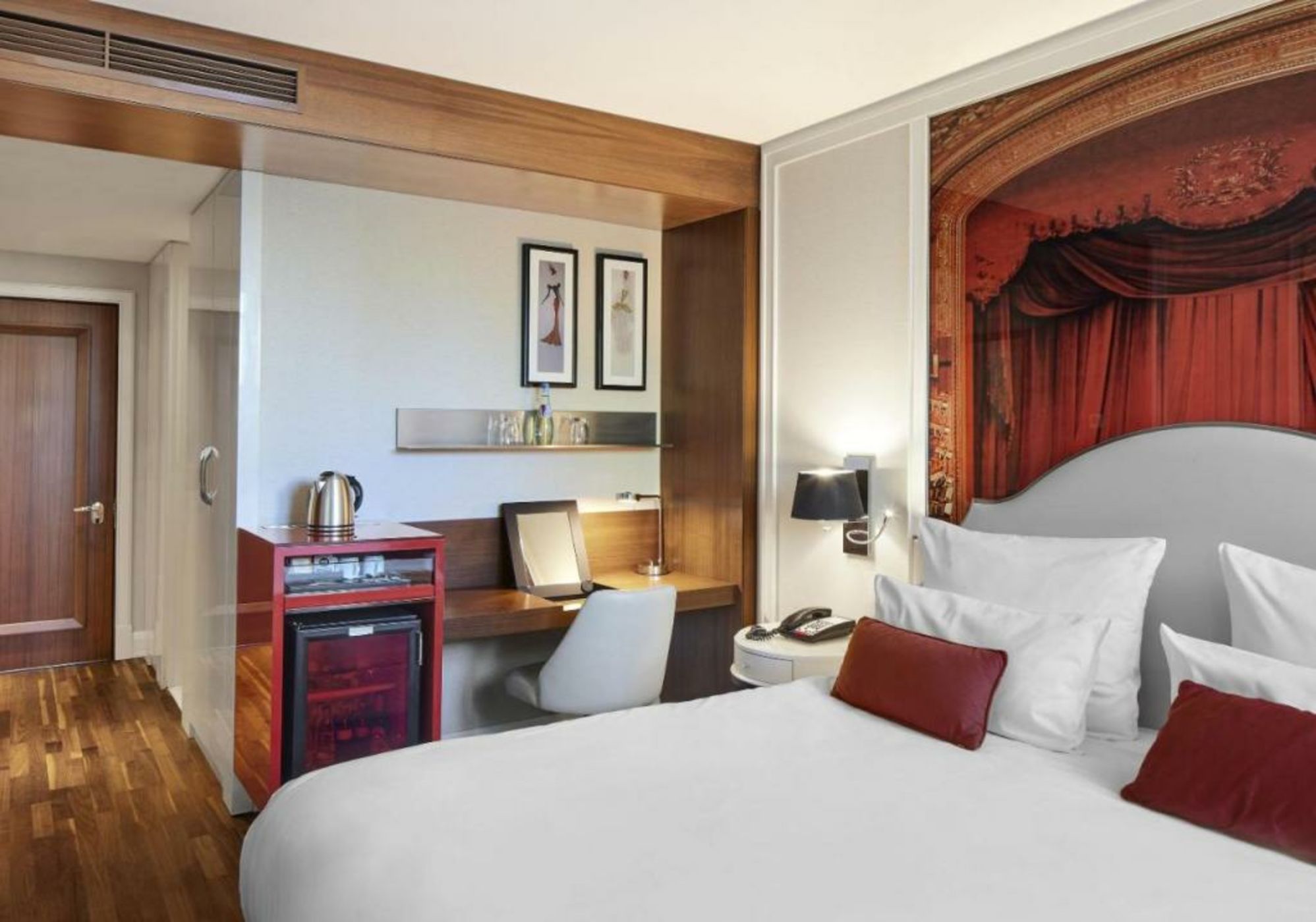 TITANIC Gendarmenmarkt Berlin