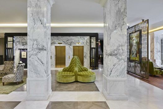 TITANIC Gendarmenmarkt Berlin