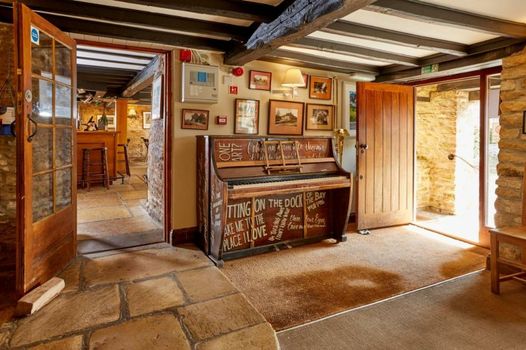 The Crown Inn, Church Enstone