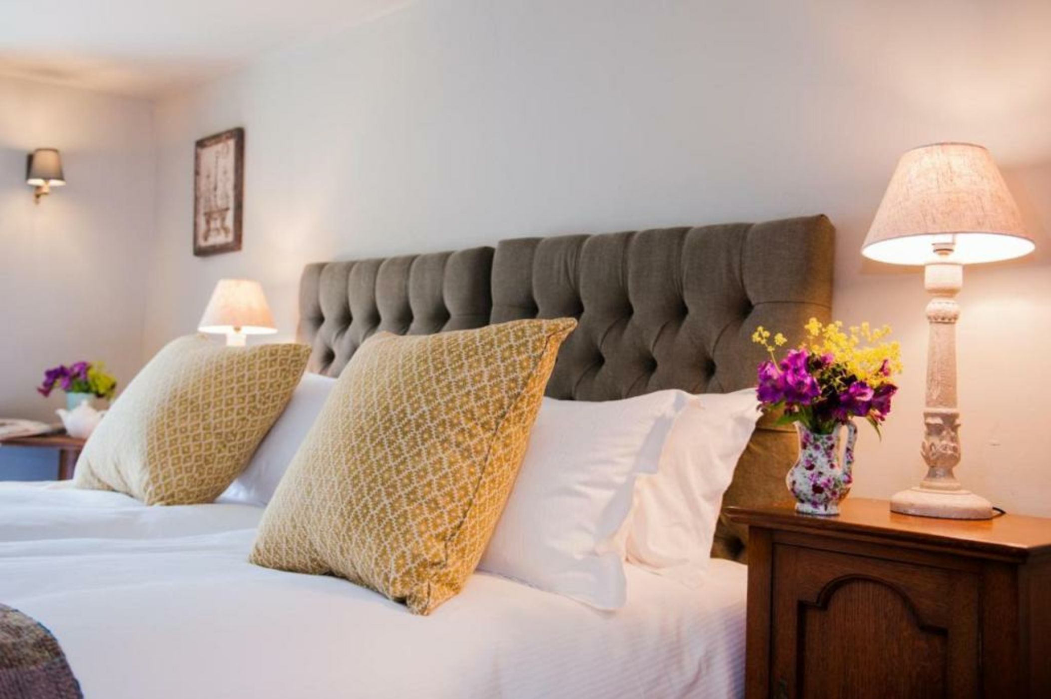 The White Hart, Overton