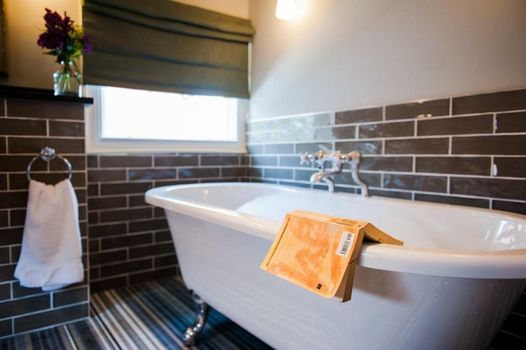 The White Hart, Overton