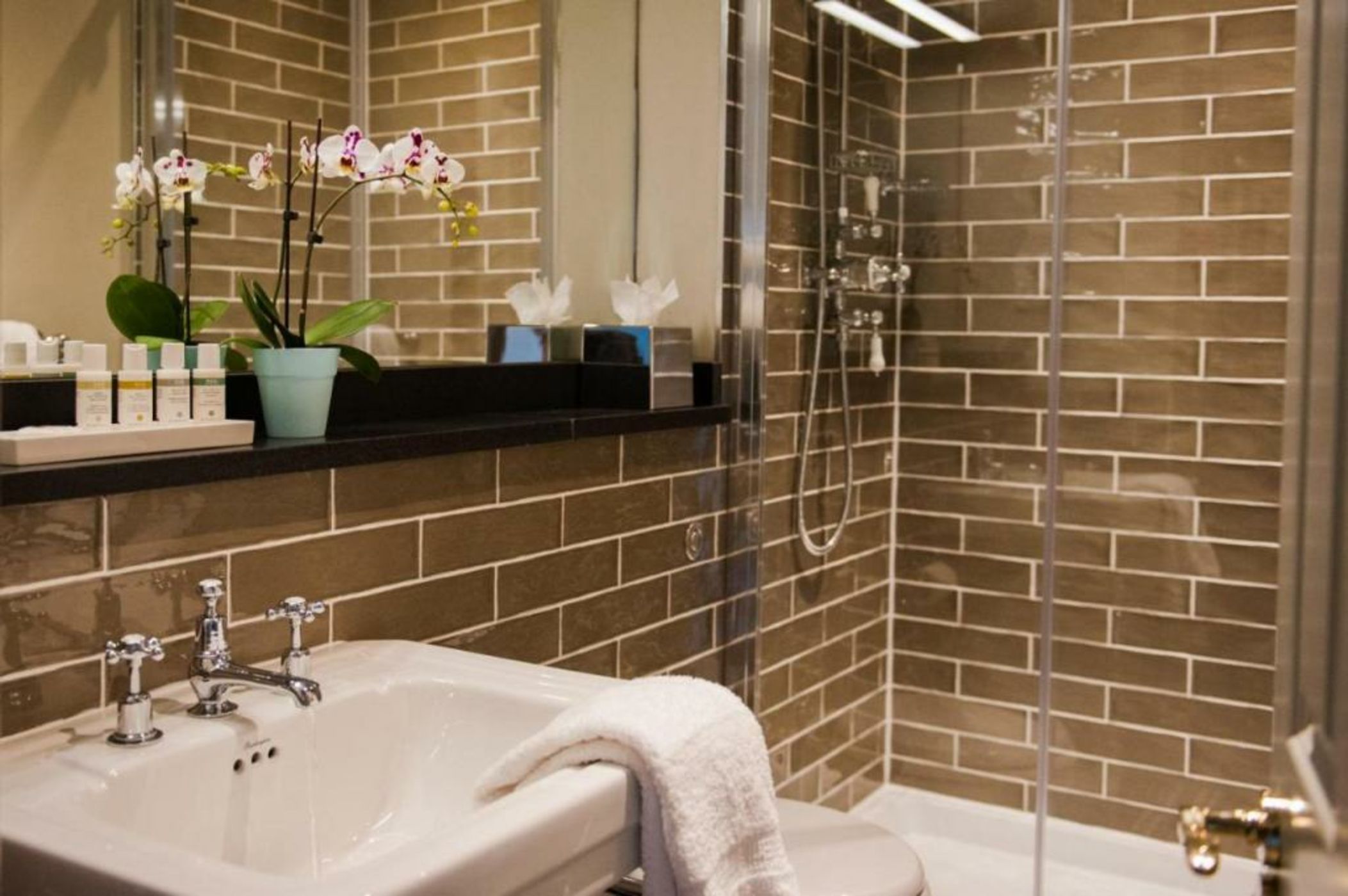 The White Hart, Overton