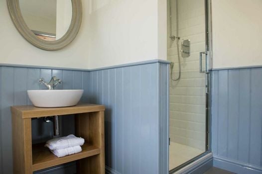 The Hare and Hounds, Levens