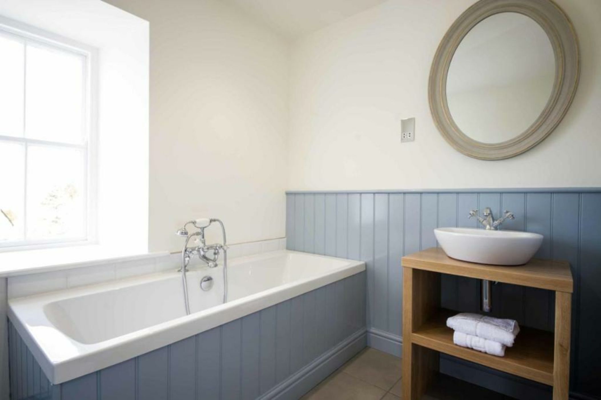 The Hare and Hounds, Levens