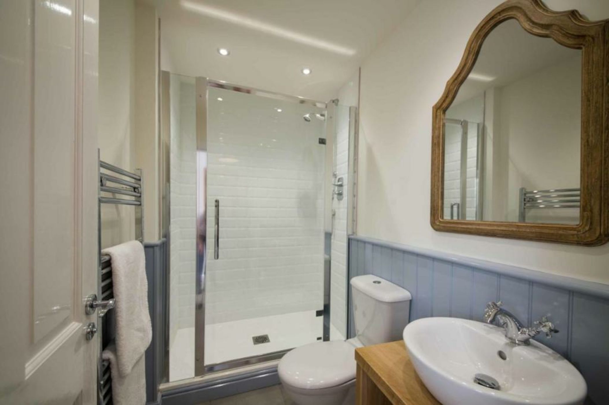 The Hare and Hounds, Levens