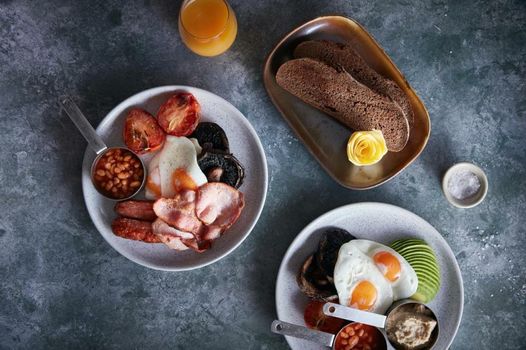 The Plume of Feathers