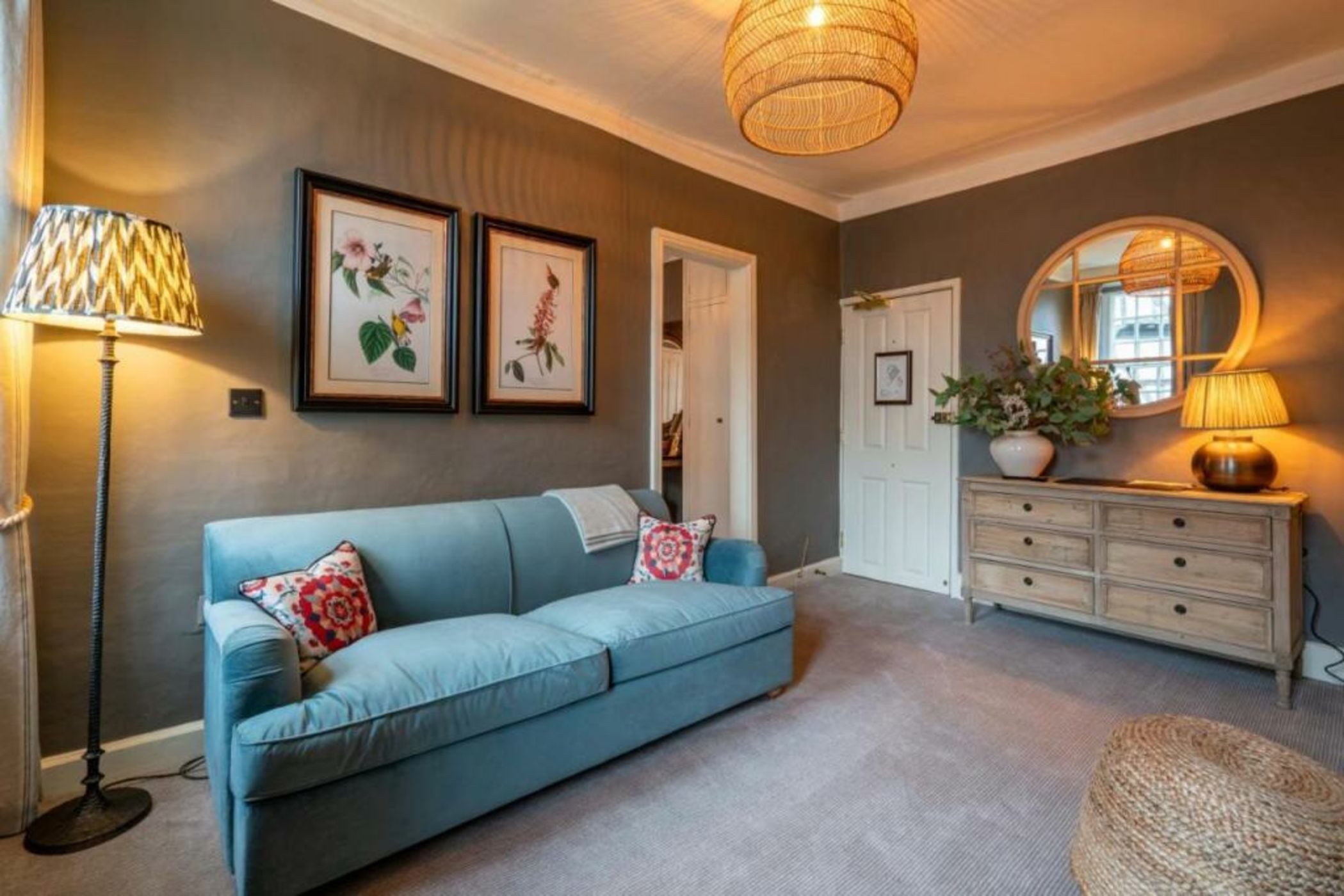 The George Inn & Plaine