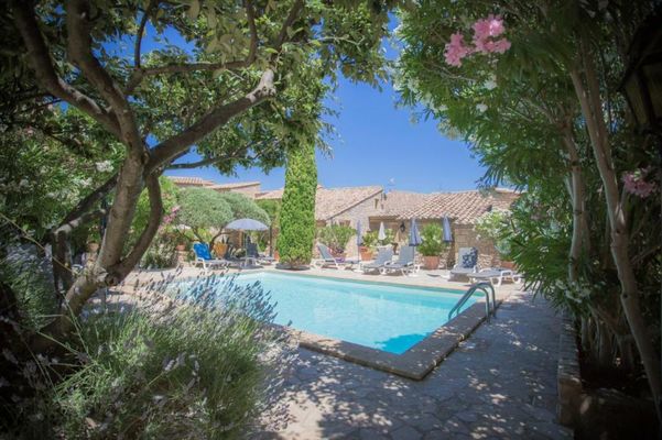 L'Enclos des Lauriers Roses