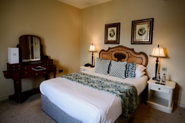 Ye Olde Bell Hotel & Spa