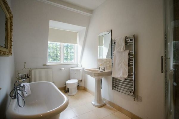 Ye Olde Bell Hotel & Spa